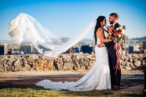 mobile - carousel-hero-element image-3