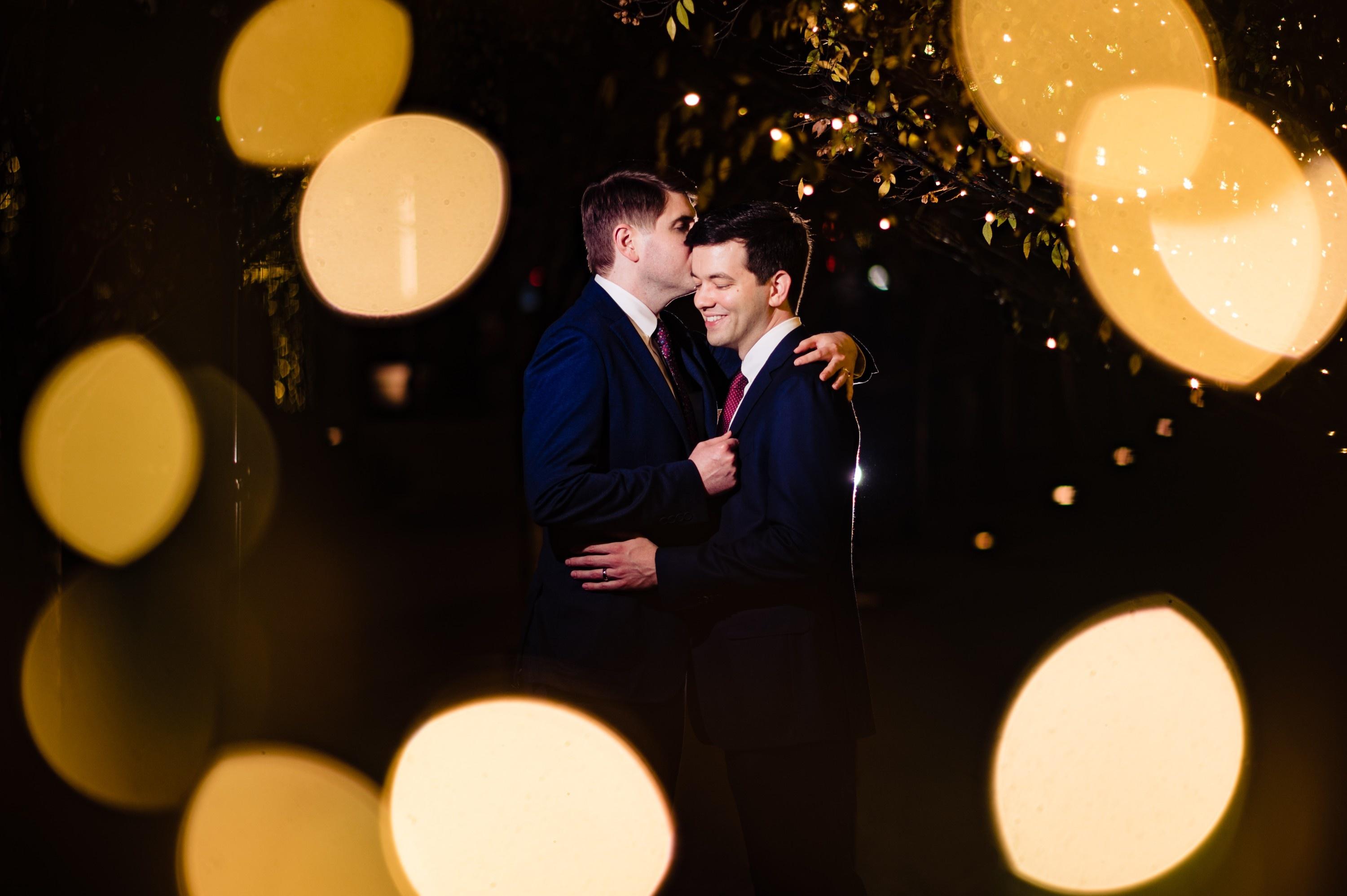 carousel-hero-element image-1