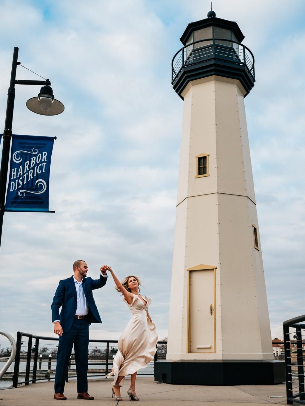 10 Stunning Engagement Session Locations in Dallas