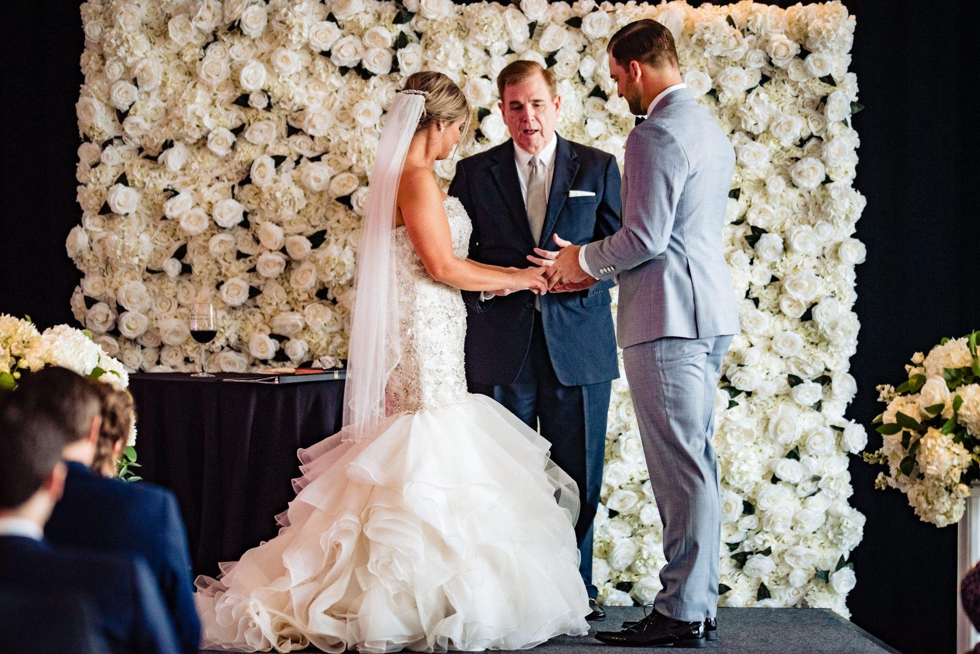 carousel-hero-element image-4