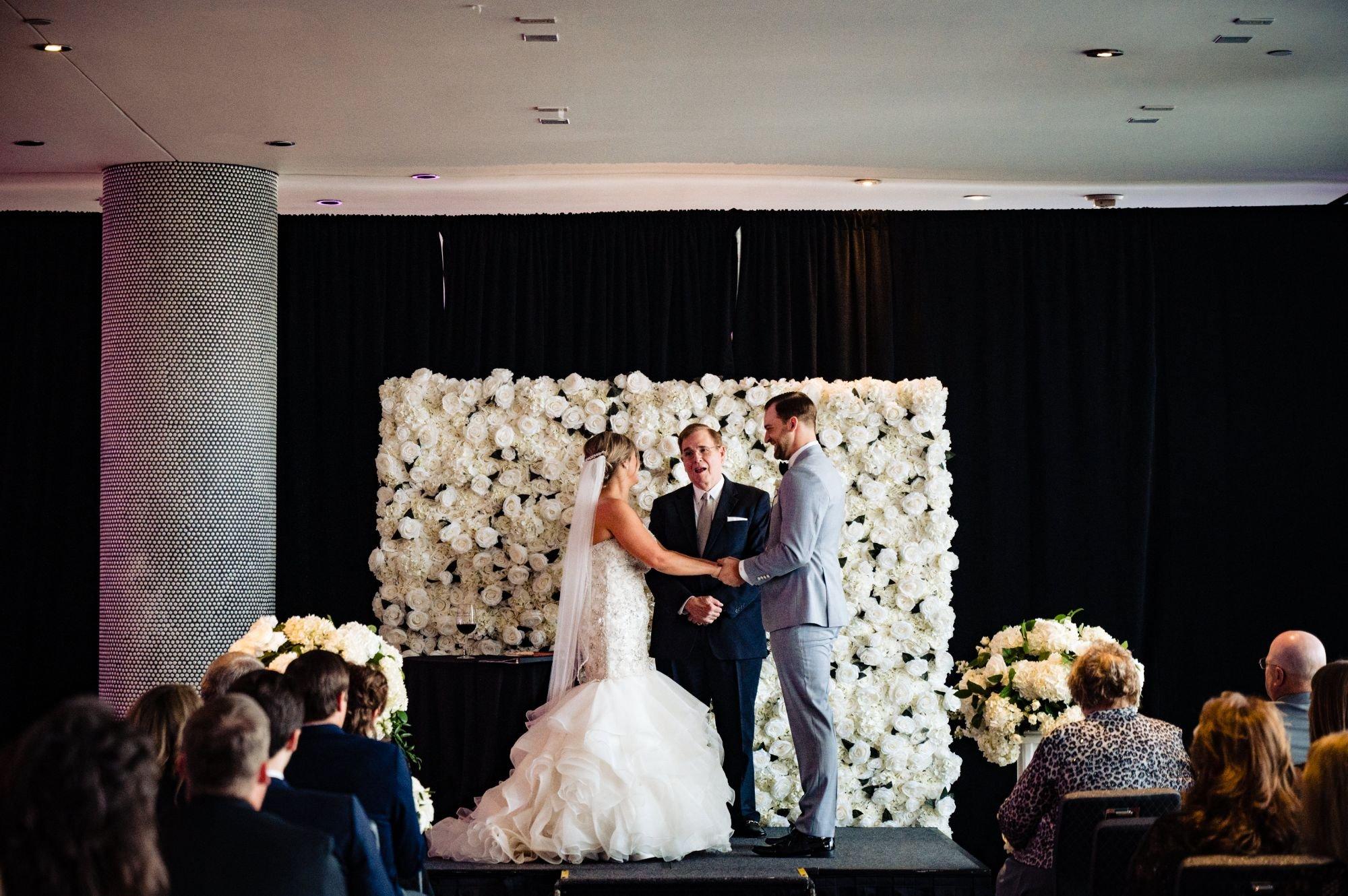 carousel-hero-element image-6